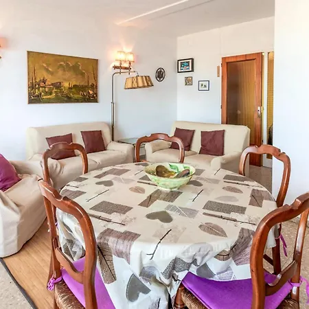 Port Llanca 30 Primera Linea Mar Apartment Girona
